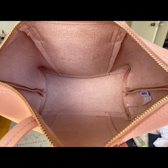 MINISO - faux leather shoulder bag - Picture 3 of 3